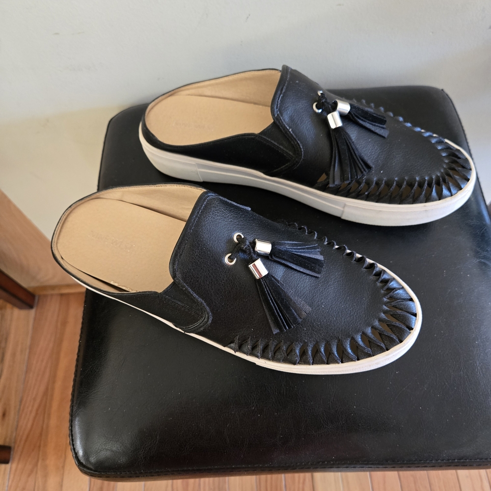 Nine West Black Tassel Slip-On Mule Sneakers 12Med
